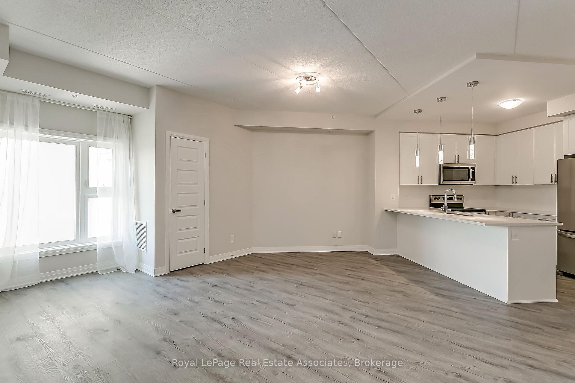 Photo 7 of Unit 524, 610 Farmstead Drive, Milton, Willmott — HOMEH