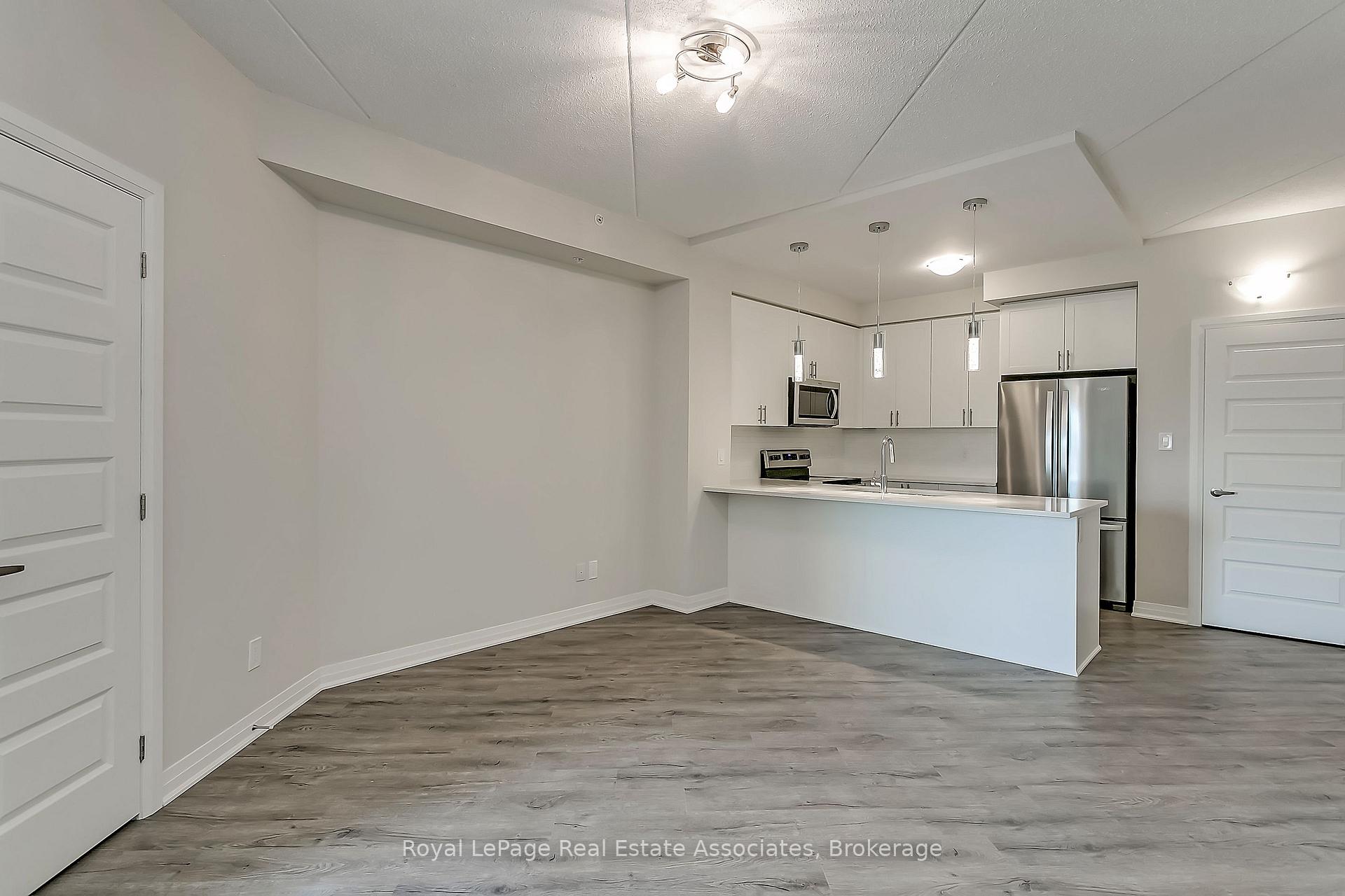 Photo 9 of Unit 524, 610 Farmstead Drive, Milton, Willmott — HOMEH