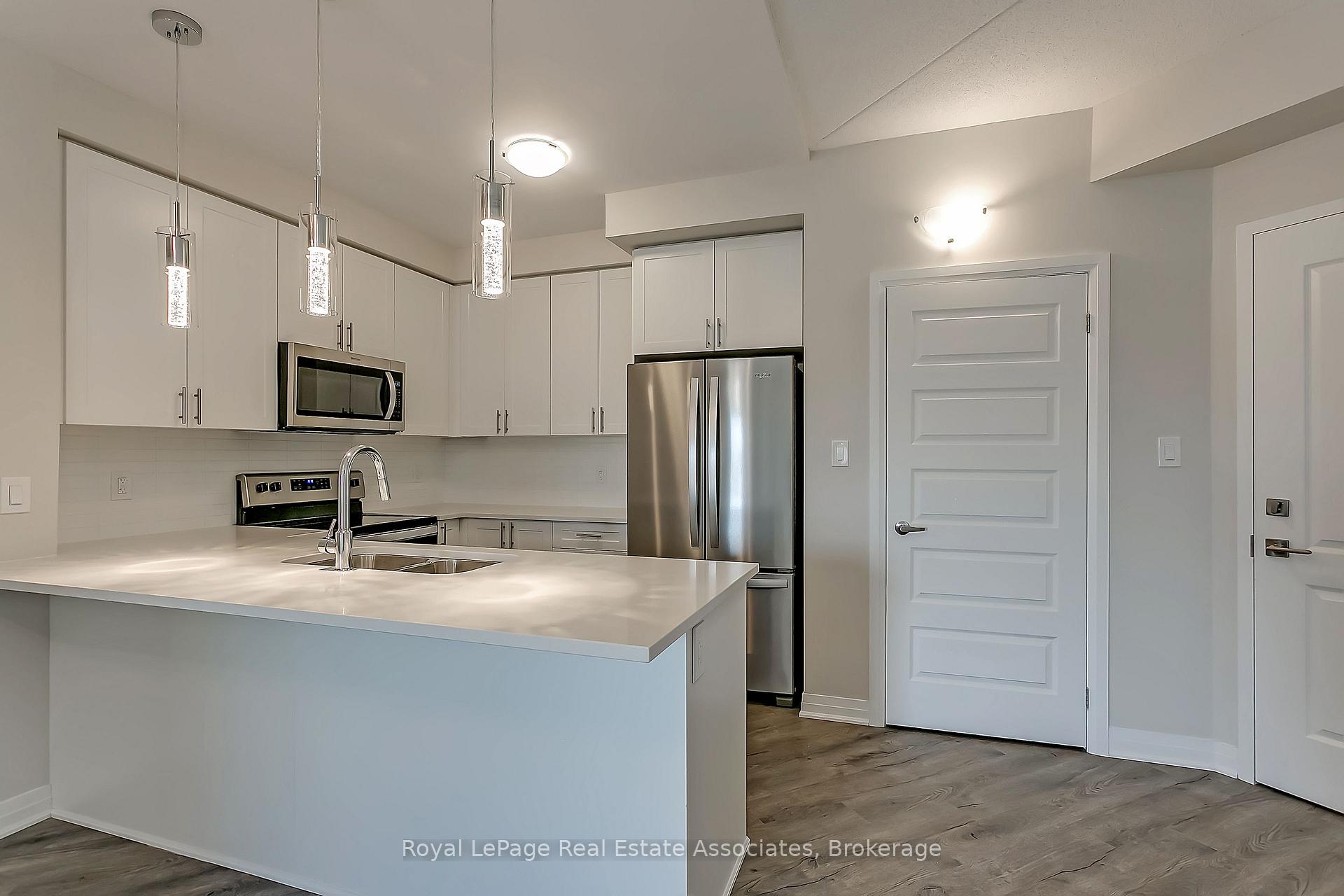 Photo 11 of Unit 524, 610 Farmstead Drive, Milton, Willmott — HOMEH