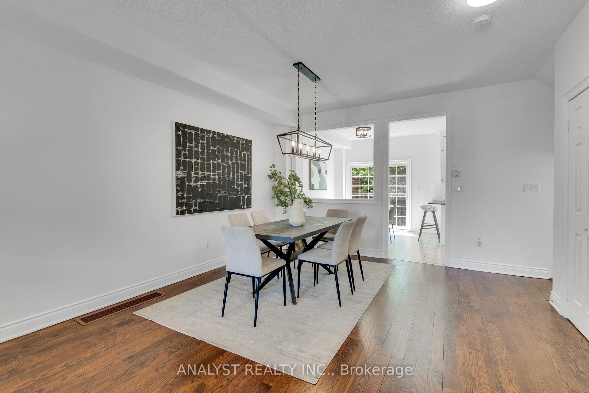 Photo 16 of 34 George Bogg Road, Vaughan, East Woodbridge — HOMEH