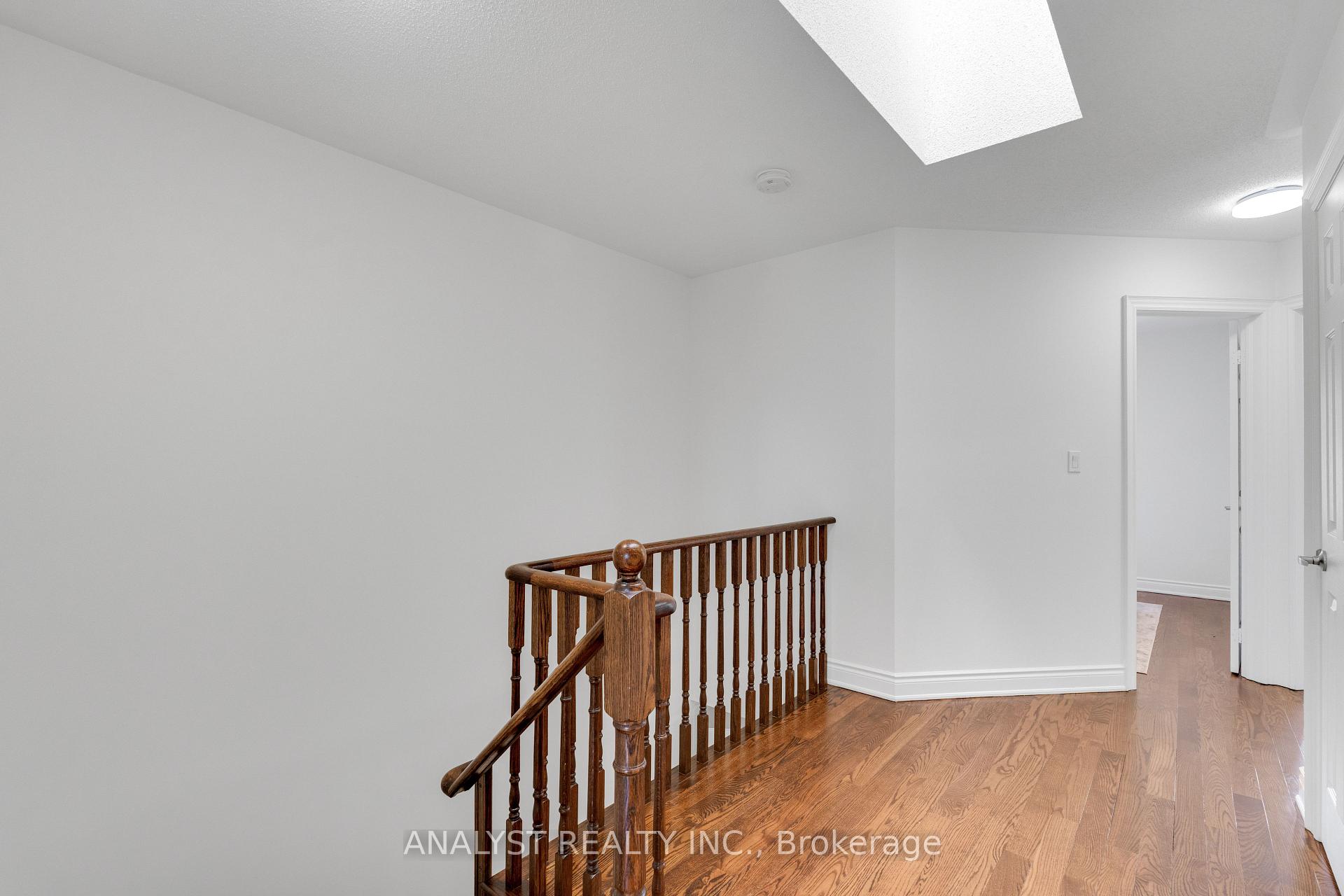 Photo 18 of 34 George Bogg Road, Vaughan, East Woodbridge — HOMEH
