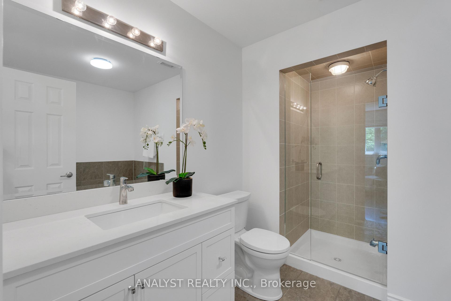 Photo 21 of 34 George Bogg Road, Vaughan, East Woodbridge — HOMEH
