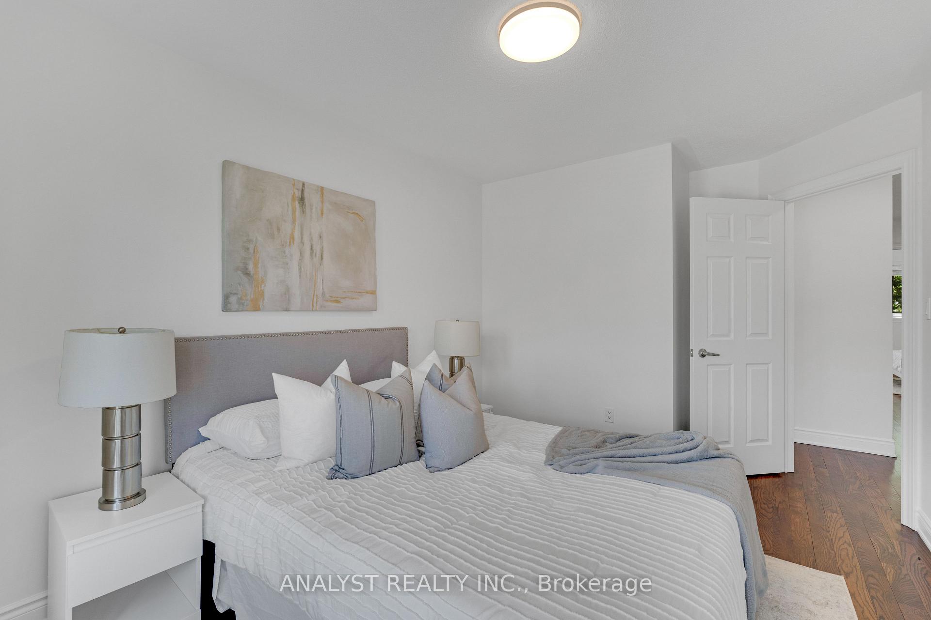 Photo 25 of 34 George Bogg Road, Vaughan, East Woodbridge — HOMEH