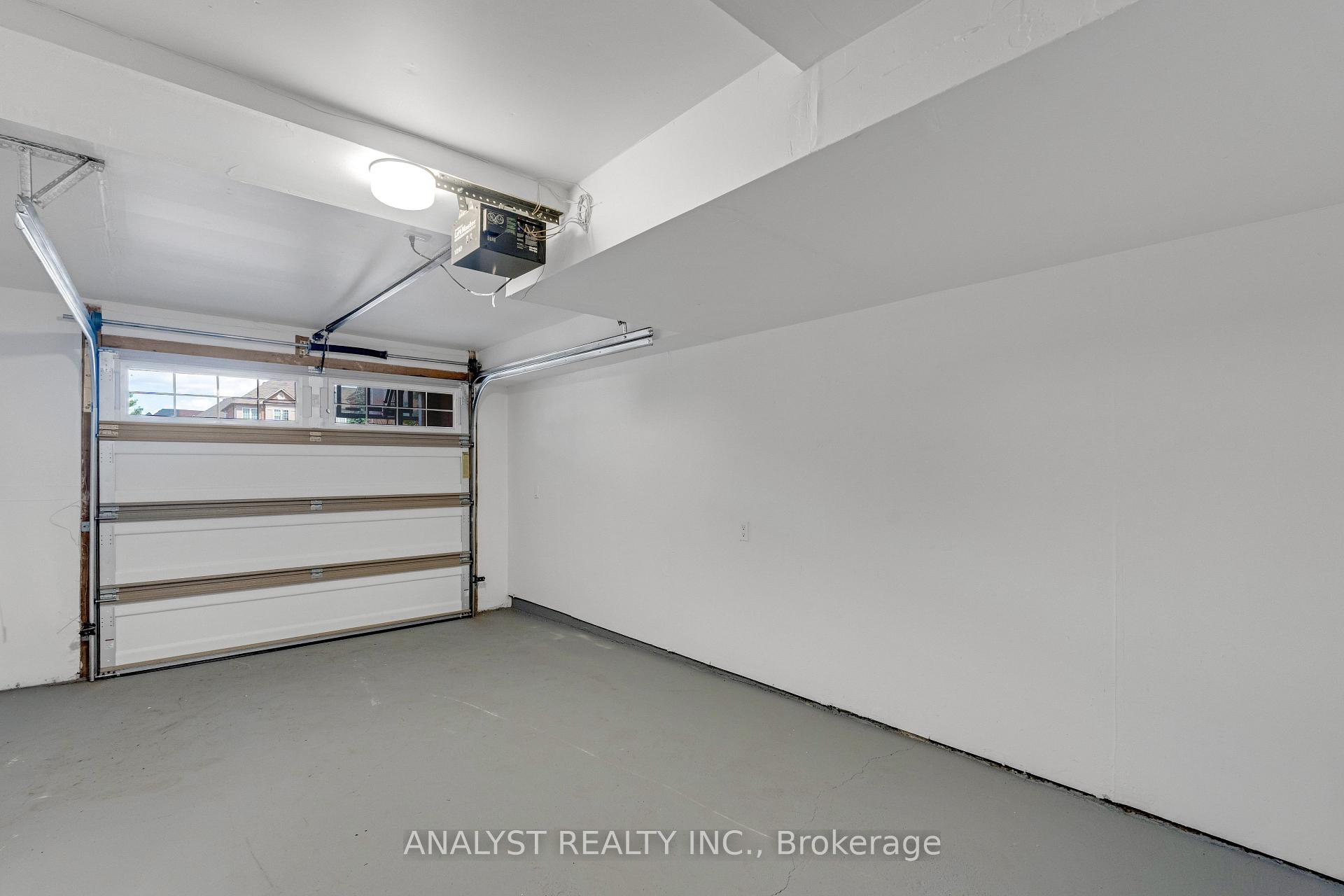 Photo 31 of 34 George Bogg Road, Vaughan, East Woodbridge — HOMEH