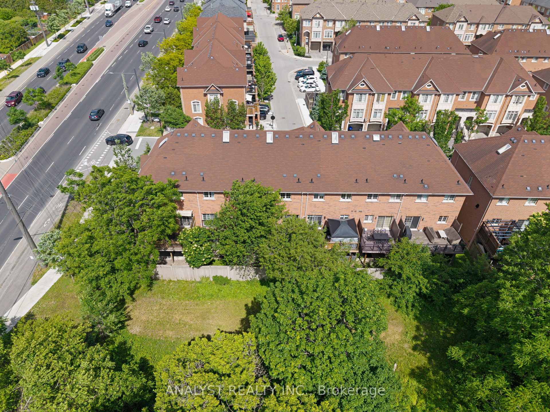 Photo 41 of 34 George Bogg Road, Vaughan, East Woodbridge — HOMEH