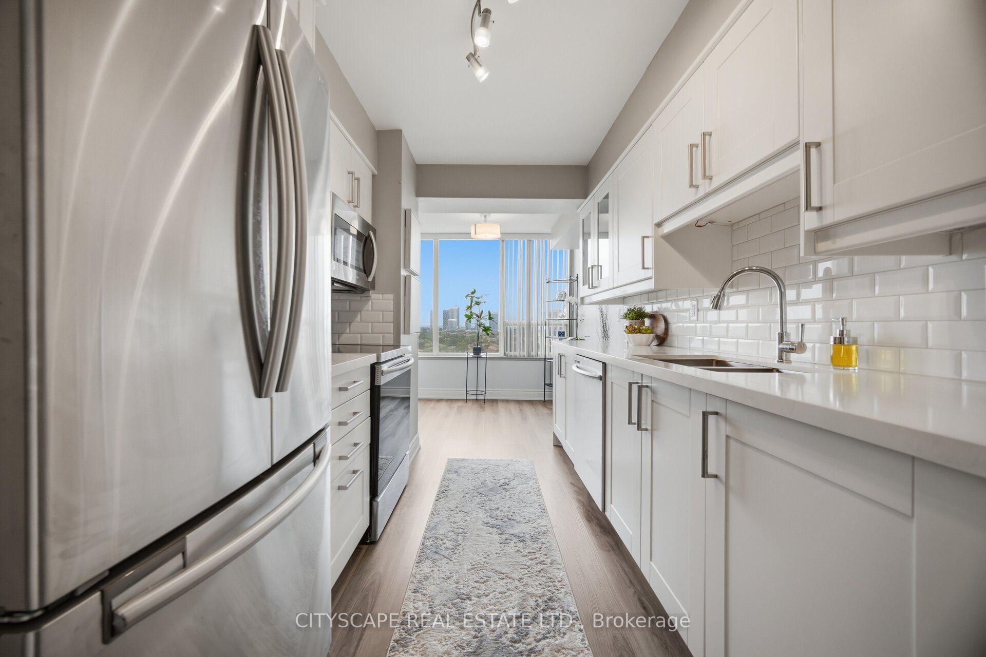 Photo 4 of Unit 1105, 700 Constellation Drive, Mississauga, Hurontario — HOMEH