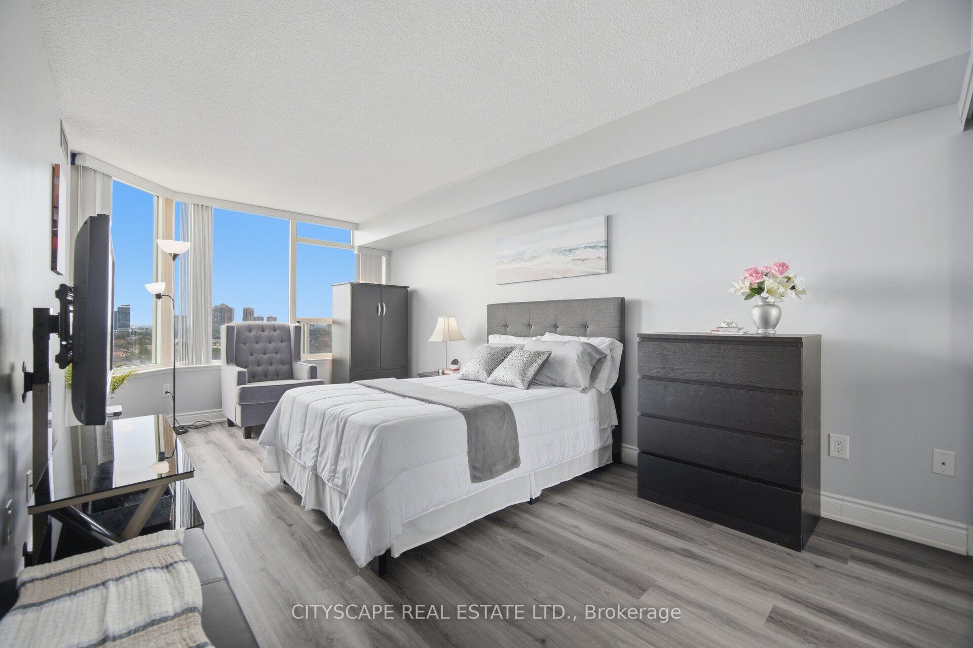 Photo 13 of Unit 1105, 700 Constellation Drive, Mississauga, Hurontario — HOMEH