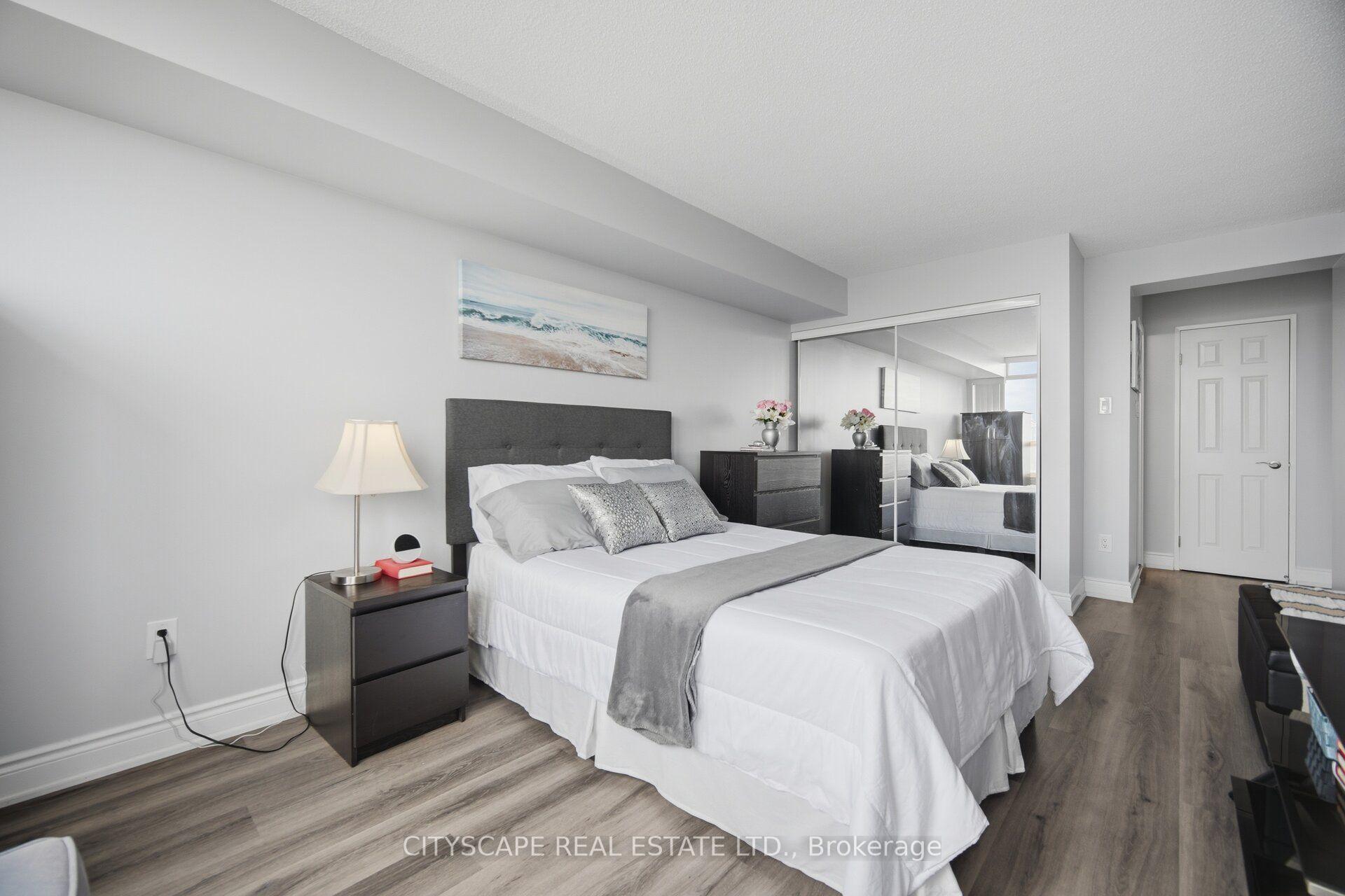Photo 14 of Unit 1105, 700 Constellation Drive, Mississauga, Hurontario — HOMEH