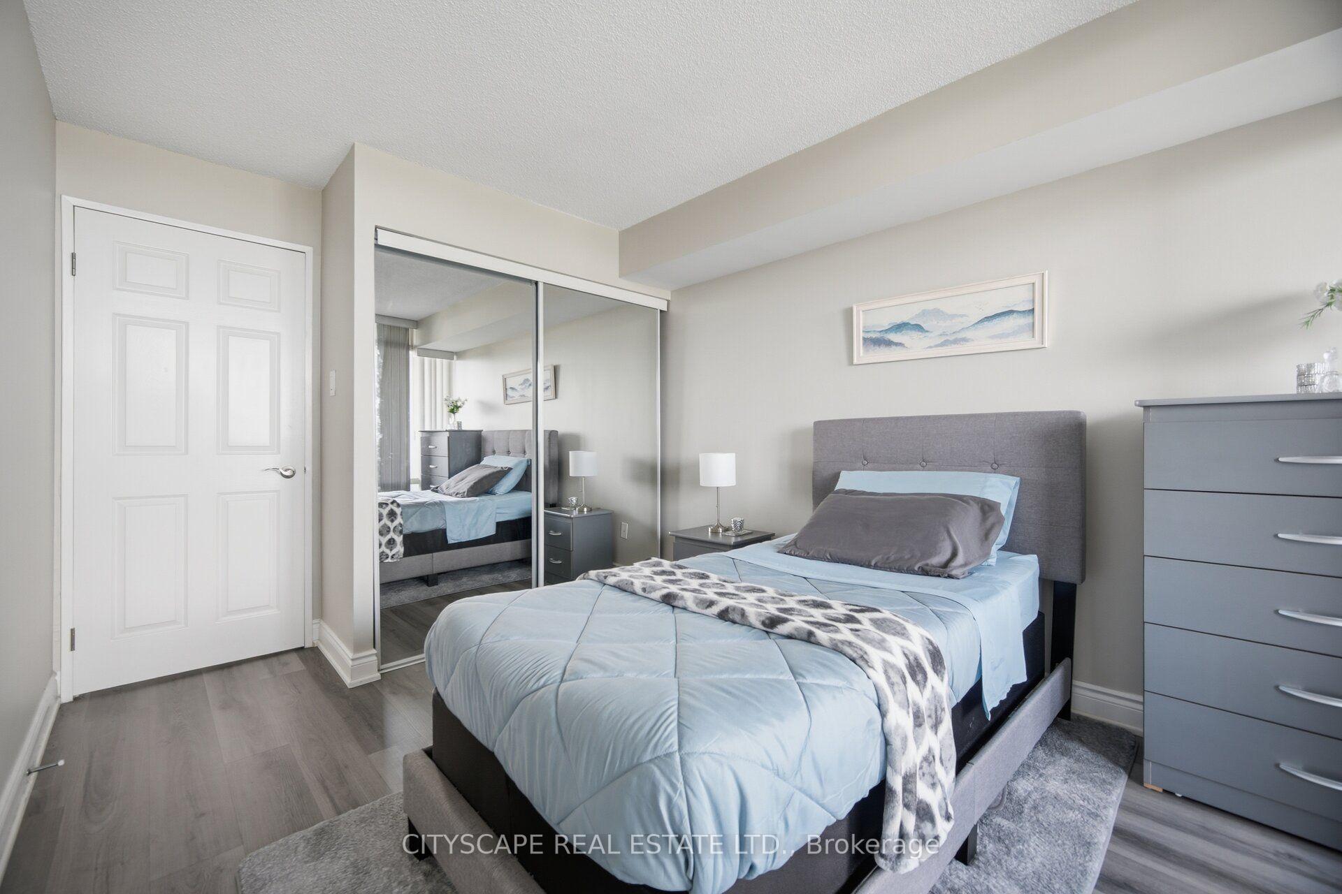 Photo 18 of Unit 1105, 700 Constellation Drive, Mississauga, Hurontario — HOMEH