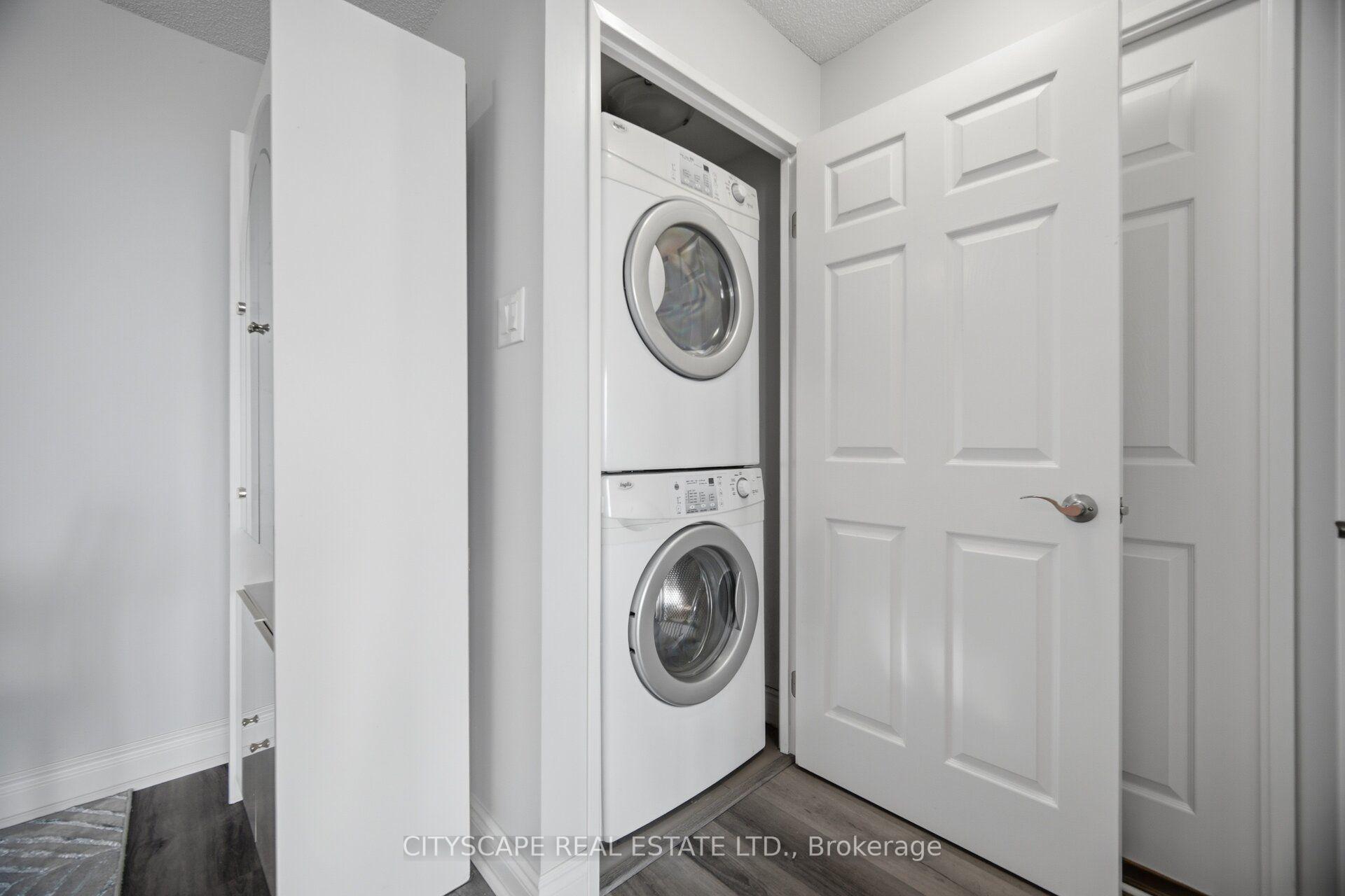 Photo 21 of Unit 1105, 700 Constellation Drive, Mississauga, Hurontario — HOMEH