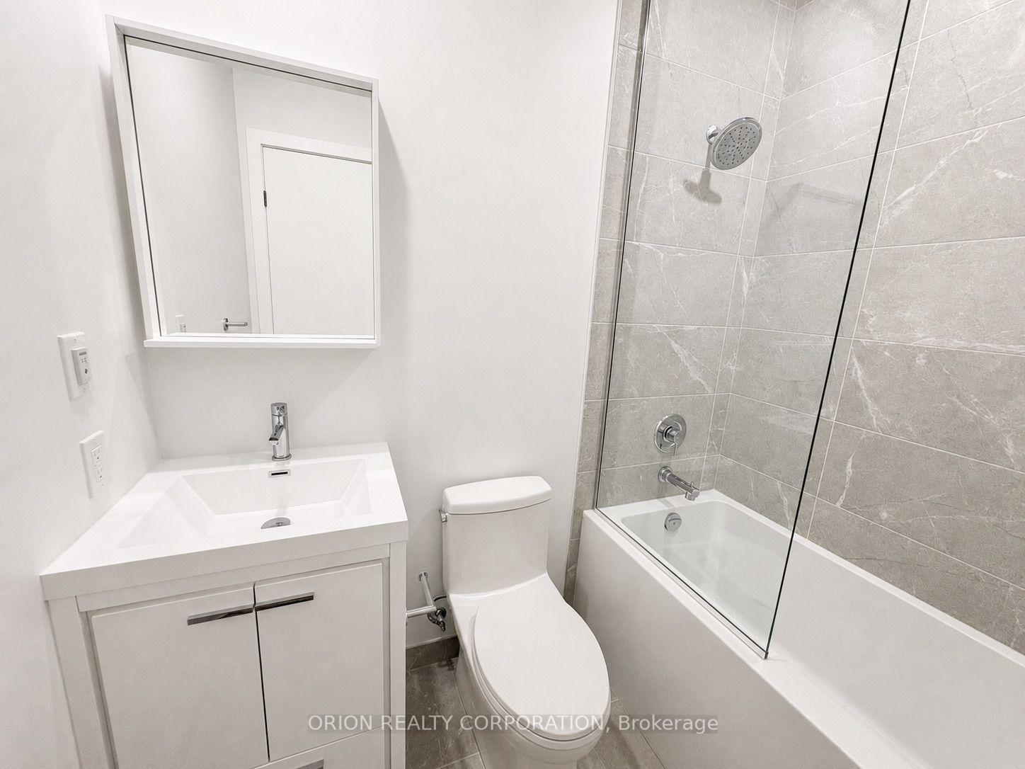 Photo 8 of Unit 302, 21 Meadowdale Road, Vaughan, Vaughan Corporate Centre — HOMEH