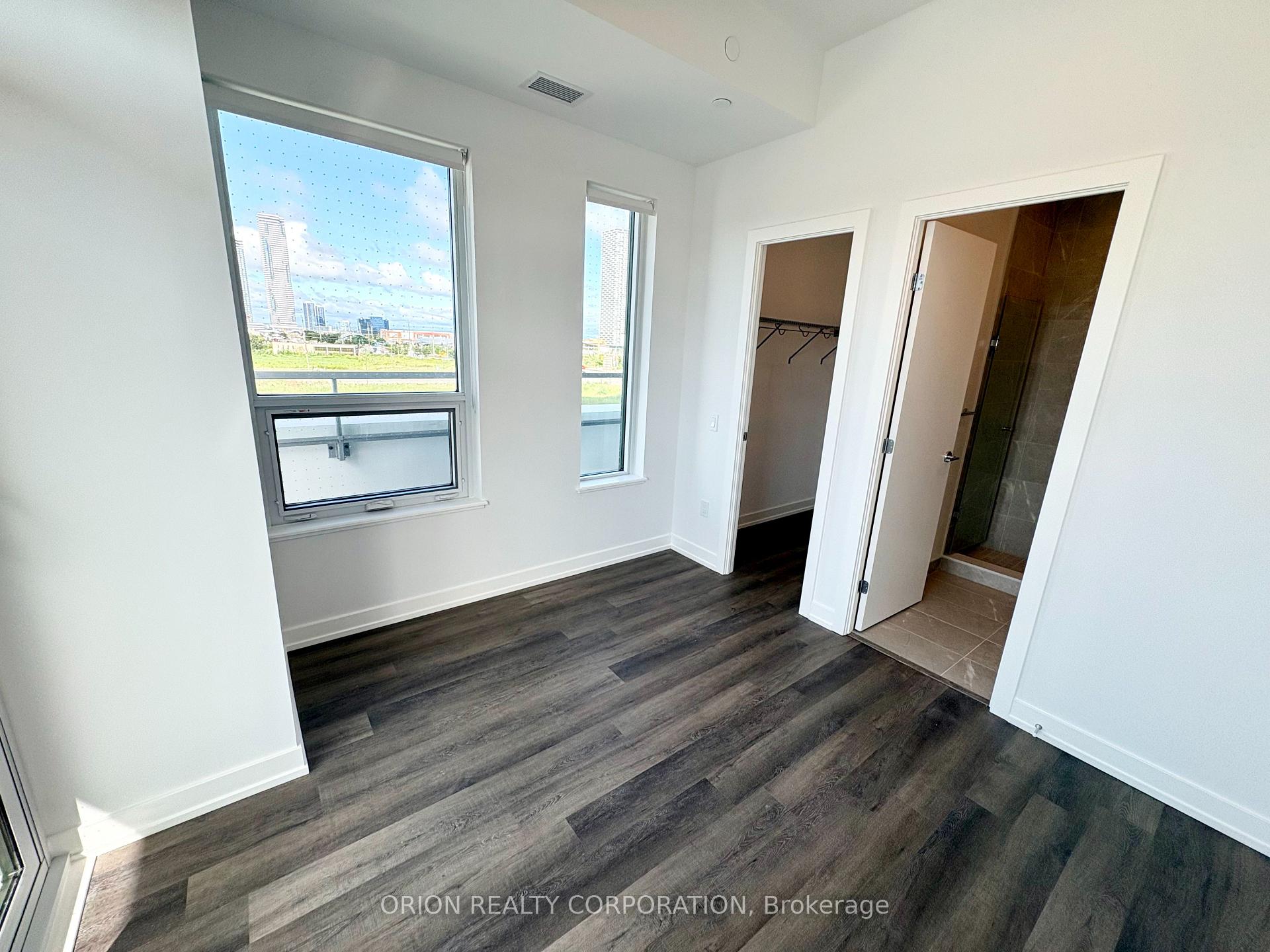 Photo 12 of Unit 302, 21 Meadowdale Road, Vaughan, Vaughan Corporate Centre — HOMEH