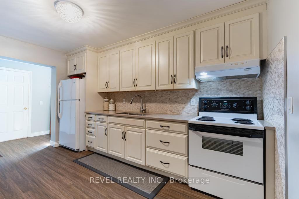 Photo 14 of 255 Franklin Avenue, Toronto, Dovercourt-Wallace Emerson-Junction — HOMEH