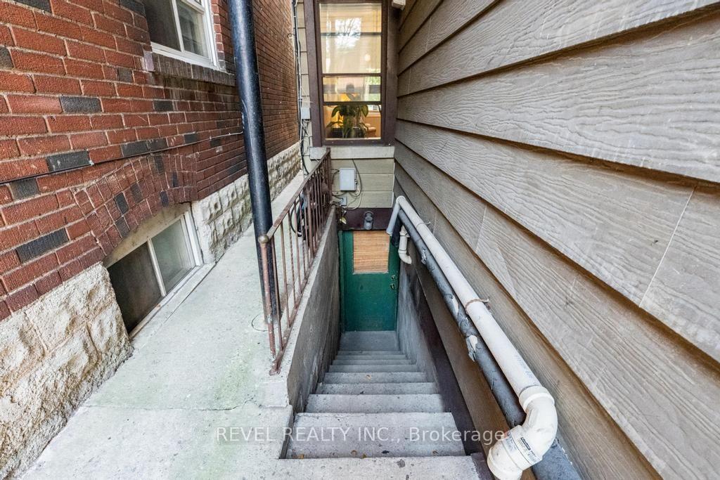 Photo 47 of 255 Franklin Avenue, Toronto, Dovercourt-Wallace Emerson-Junction — HOMEH