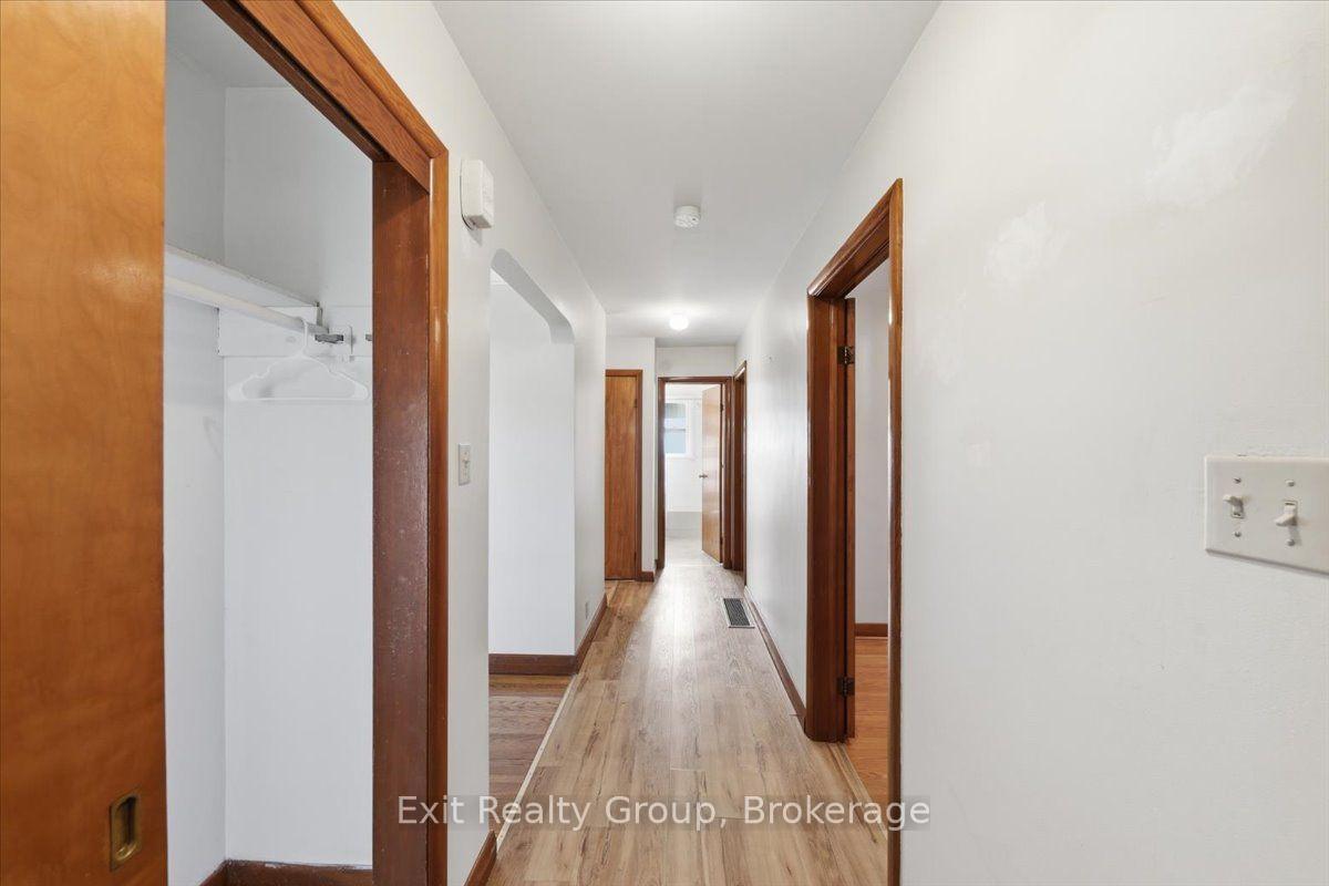 Photo 12 of 33 First Avenue, Quinte West, Trenton Ward — HOMEH