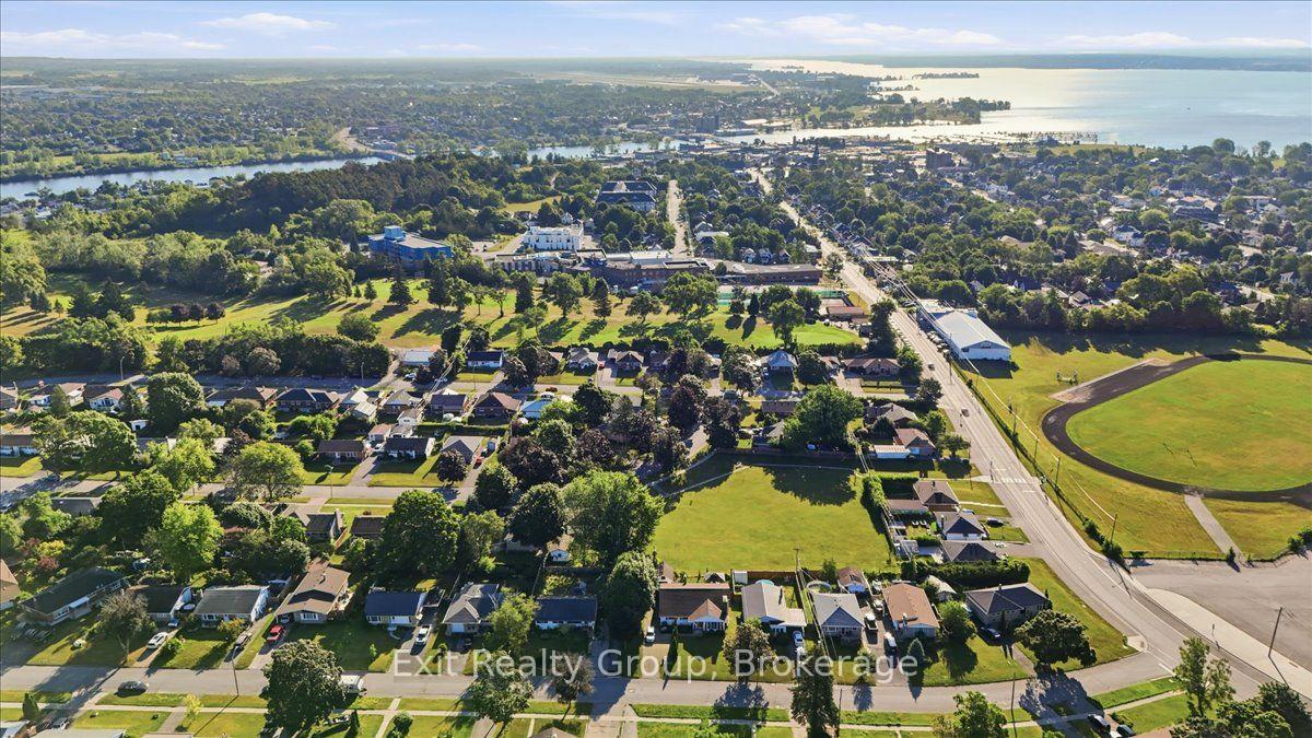 Photo 42 of 33 First Avenue, Quinte West, Trenton Ward — HOMEH