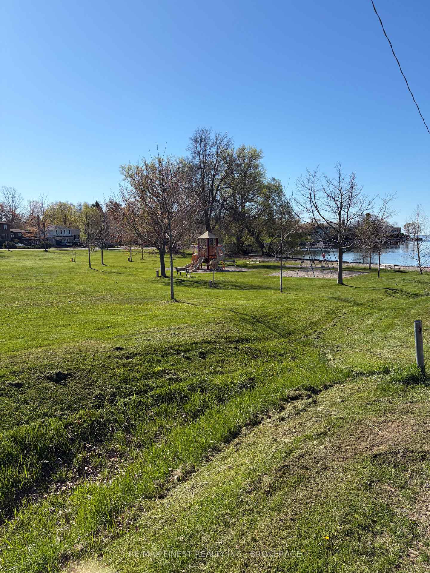 Photo 4 of 41 Crerar Boulevard, Kingston, City SouthWest — HOMEH