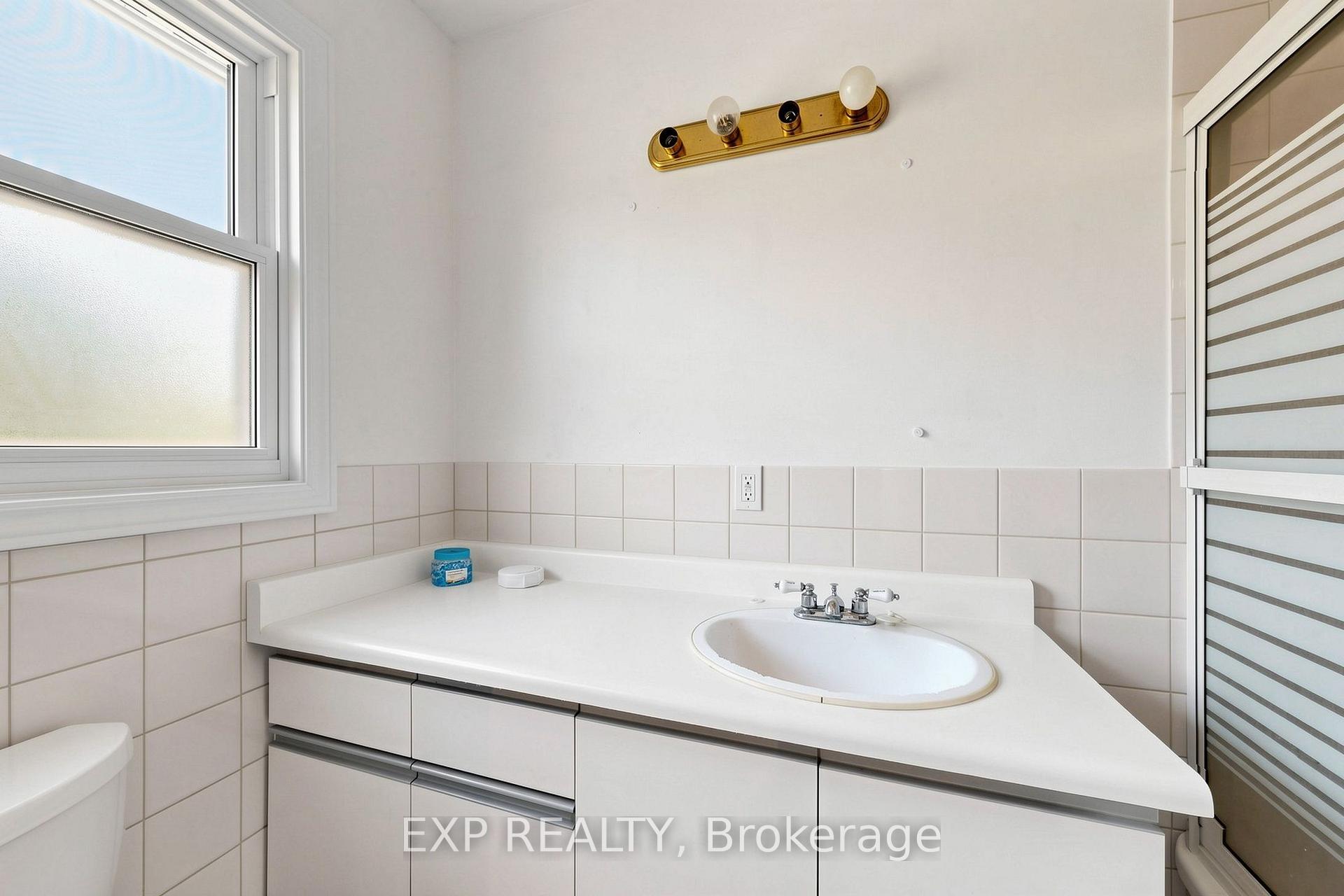 Photo 32 of 146 Bessborough Drive, Georgina, Keswick South — HOMEH