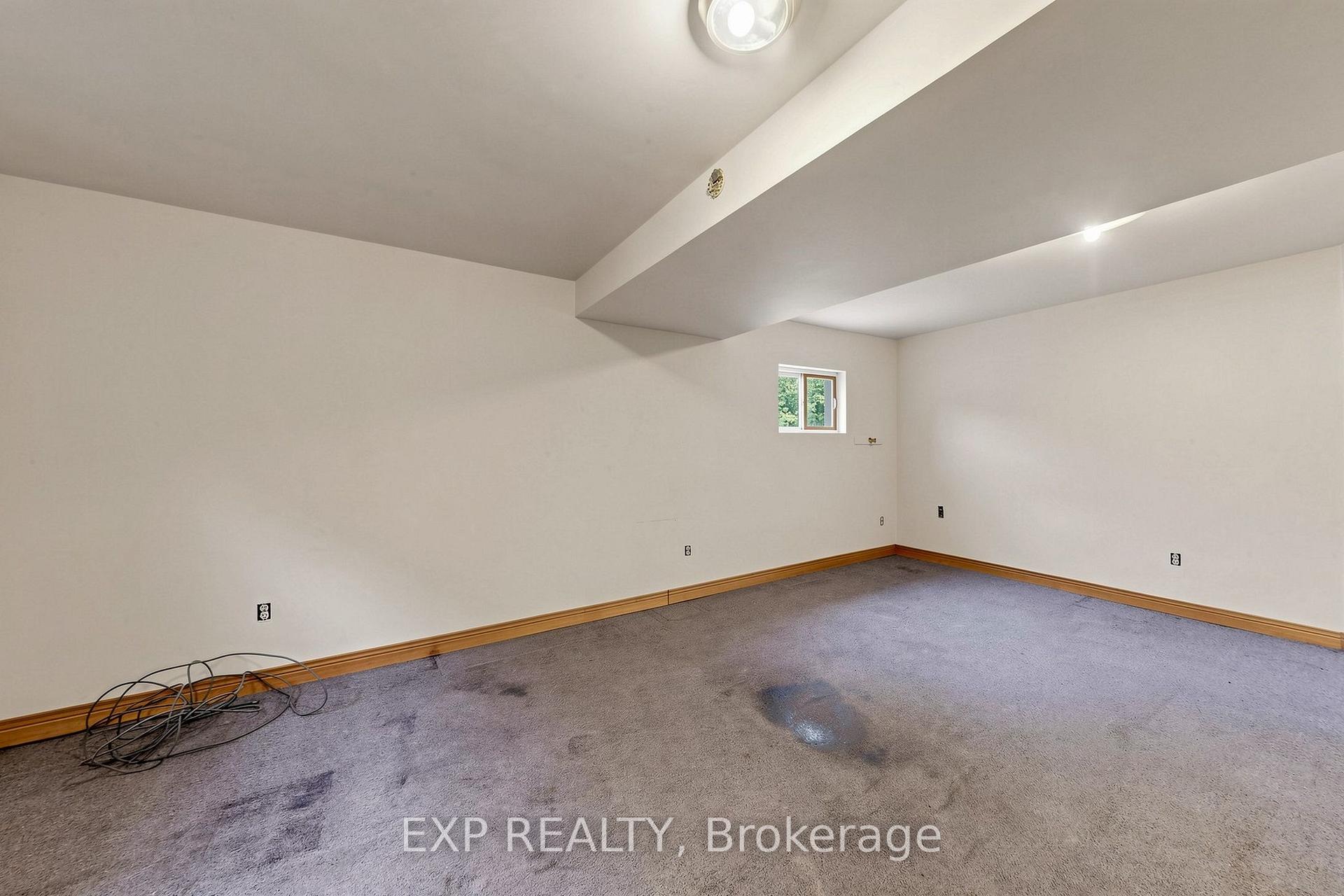 Photo 34 of 146 Bessborough Drive, Georgina, Keswick South — HOMEH