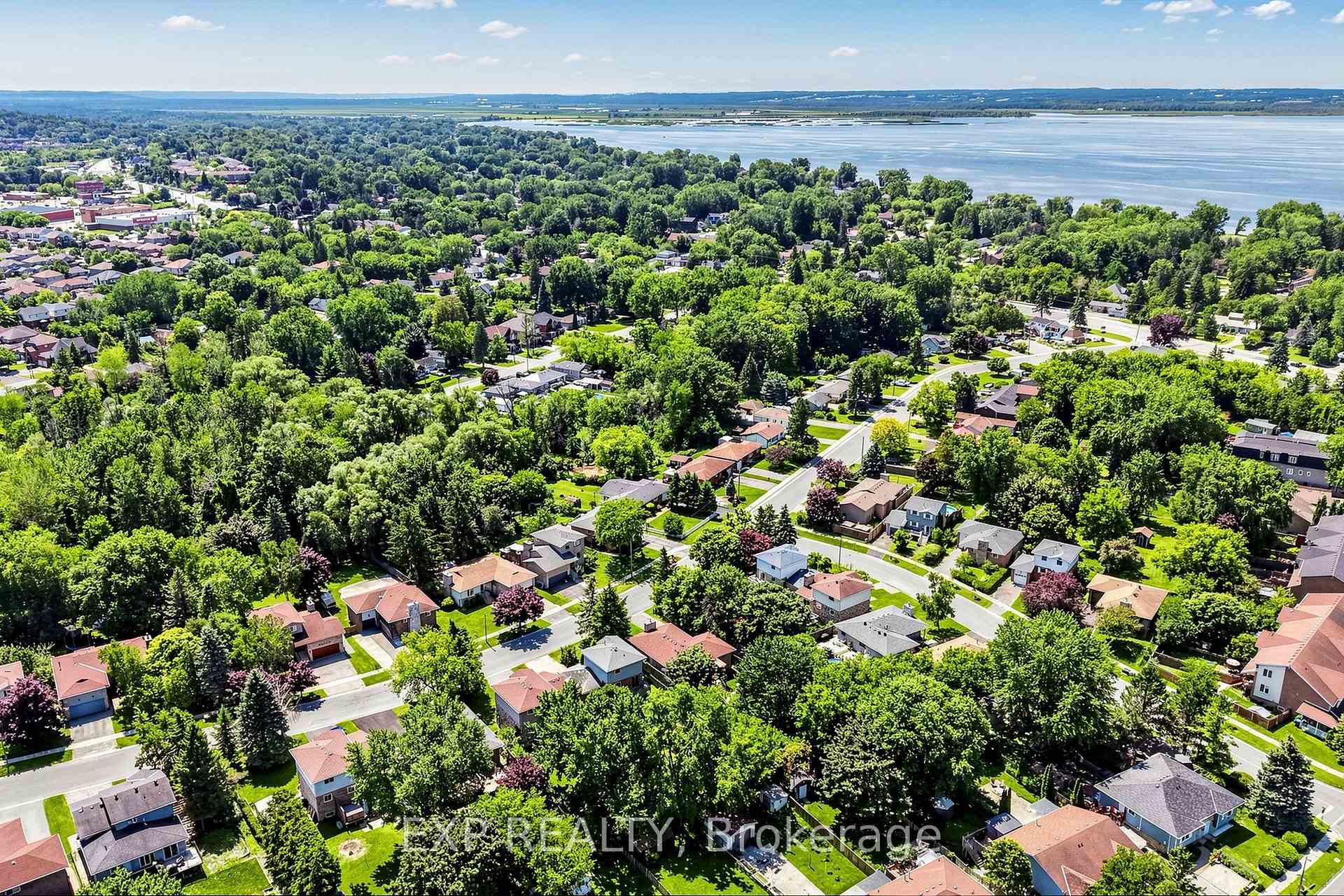 Photo 51 of 146 Bessborough Drive, Georgina, Keswick South — HOMEH