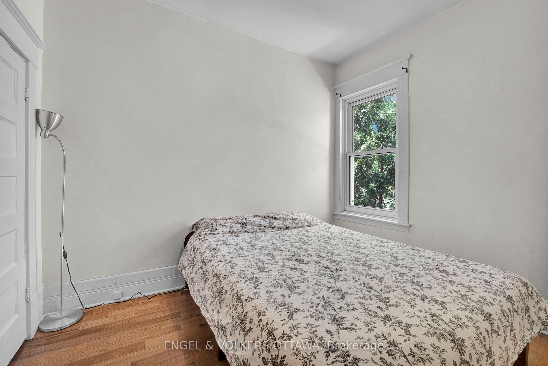 Photo 12 of Unit 2, 172 Ivy Crescent, Ottawa, Lindenlea — HOMEH