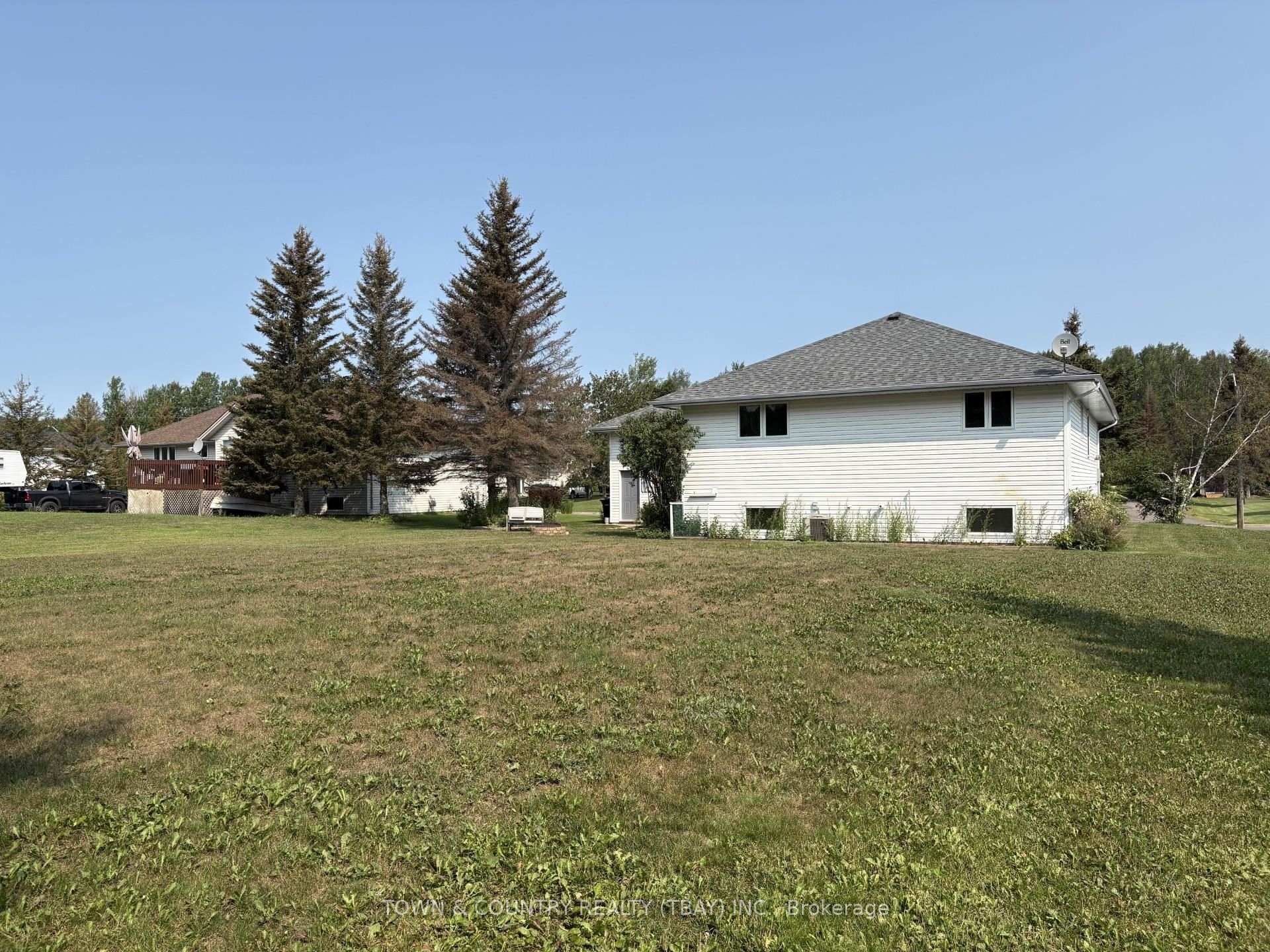 Photo 17 of 2156 Falconcrest Drive, Thunder Bay, Riverdale Road — HOMEH