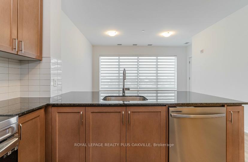 Photo 7 of Unit 216, 3265 Carding Mill Trail, Oakville, Glenorchy — HOMEH