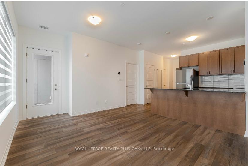 Photo 10 of Unit 216, 3265 Carding Mill Trail, Oakville, Glenorchy — HOMEH