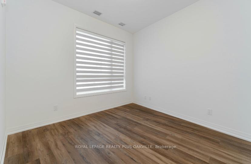 Photo 11 of Unit 216, 3265 Carding Mill Trail, Oakville, Glenorchy — HOMEH