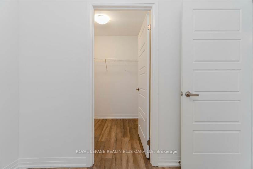 Photo 12 of Unit 216, 3265 Carding Mill Trail, Oakville, Glenorchy — HOMEH