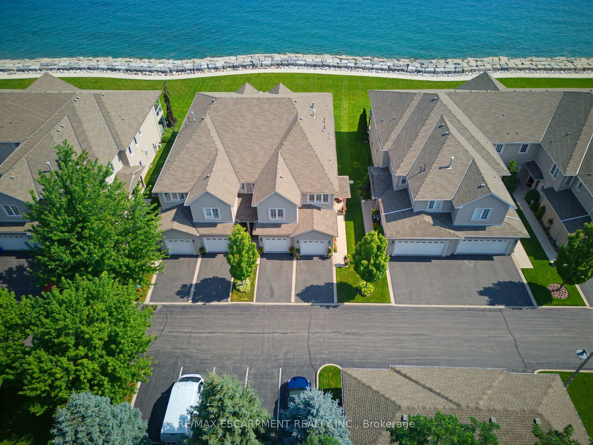 Photo 2 of Unit 15, 484 Millen Road, Hamilton, Stoney Creek — HOMEH