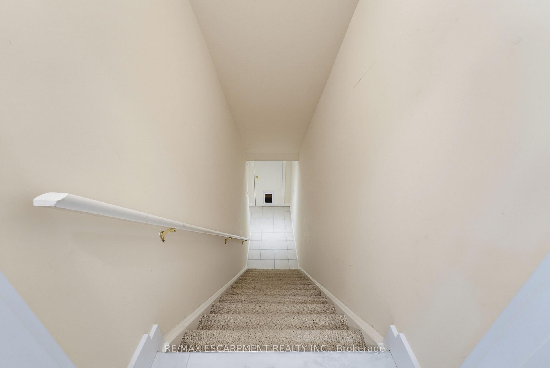 Photo 30 of Unit 15, 484 Millen Road, Hamilton, Stoney Creek — HOMEH
