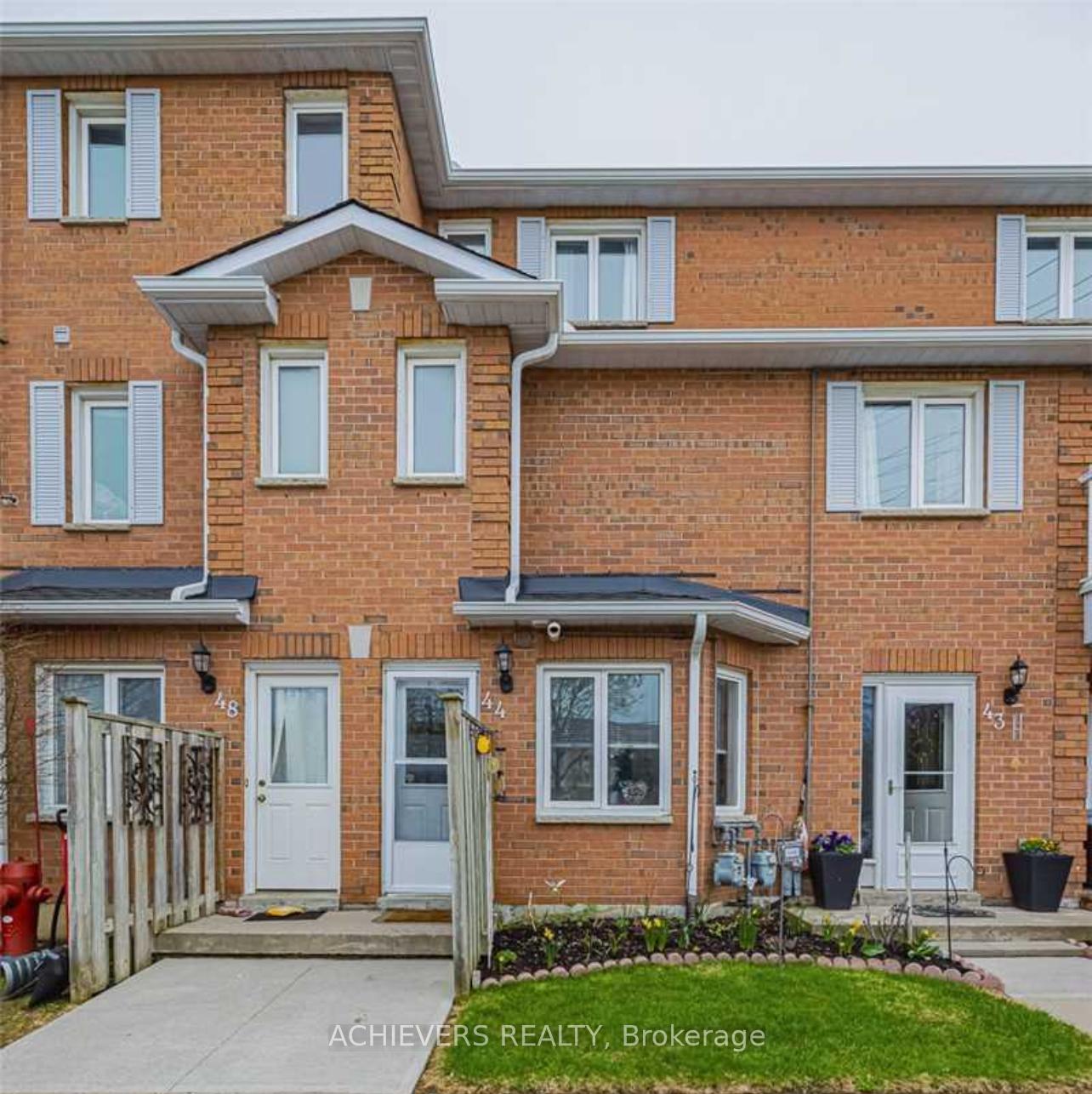 Front of Unit 44, 510 Essa Road
