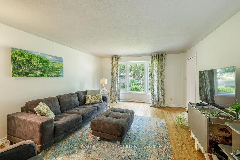 Photo 11 of 45 Royal Henley Boulevard, St. Catharines, Martindale Pond — HOMEH
