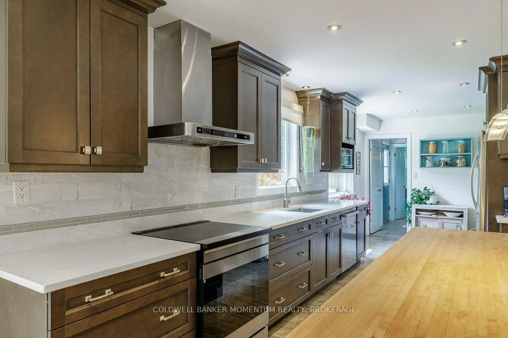 Photo 16 of 45 Royal Henley Boulevard, St. Catharines, Martindale Pond — HOMEH