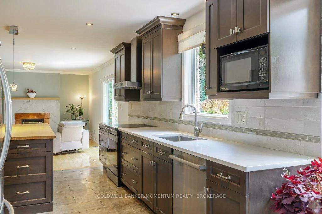 Photo 20 of 45 Royal Henley Boulevard, St. Catharines, Martindale Pond — HOMEH