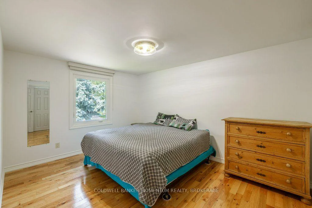 Photo 24 of 45 Royal Henley Boulevard, St. Catharines, Martindale Pond — HOMEH