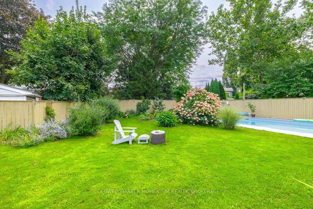 Photo 37 of 45 Royal Henley Boulevard, St. Catharines, Martindale Pond — HOMEH