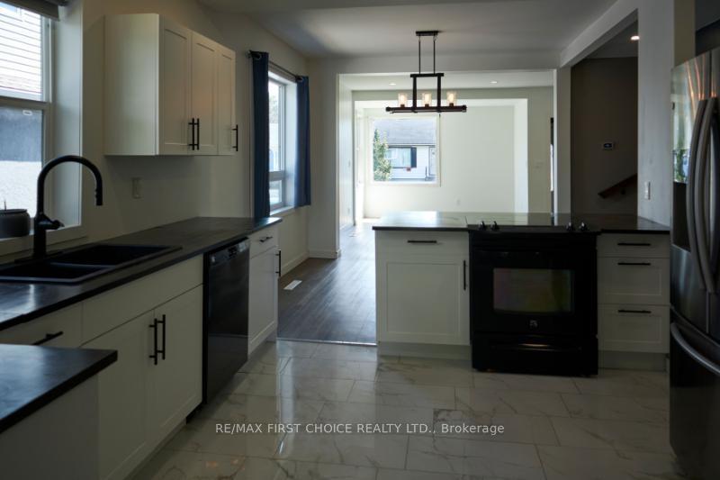 Photo 11 of 513 Christina Street E, Thunder Bay, Westfort — HOMEH