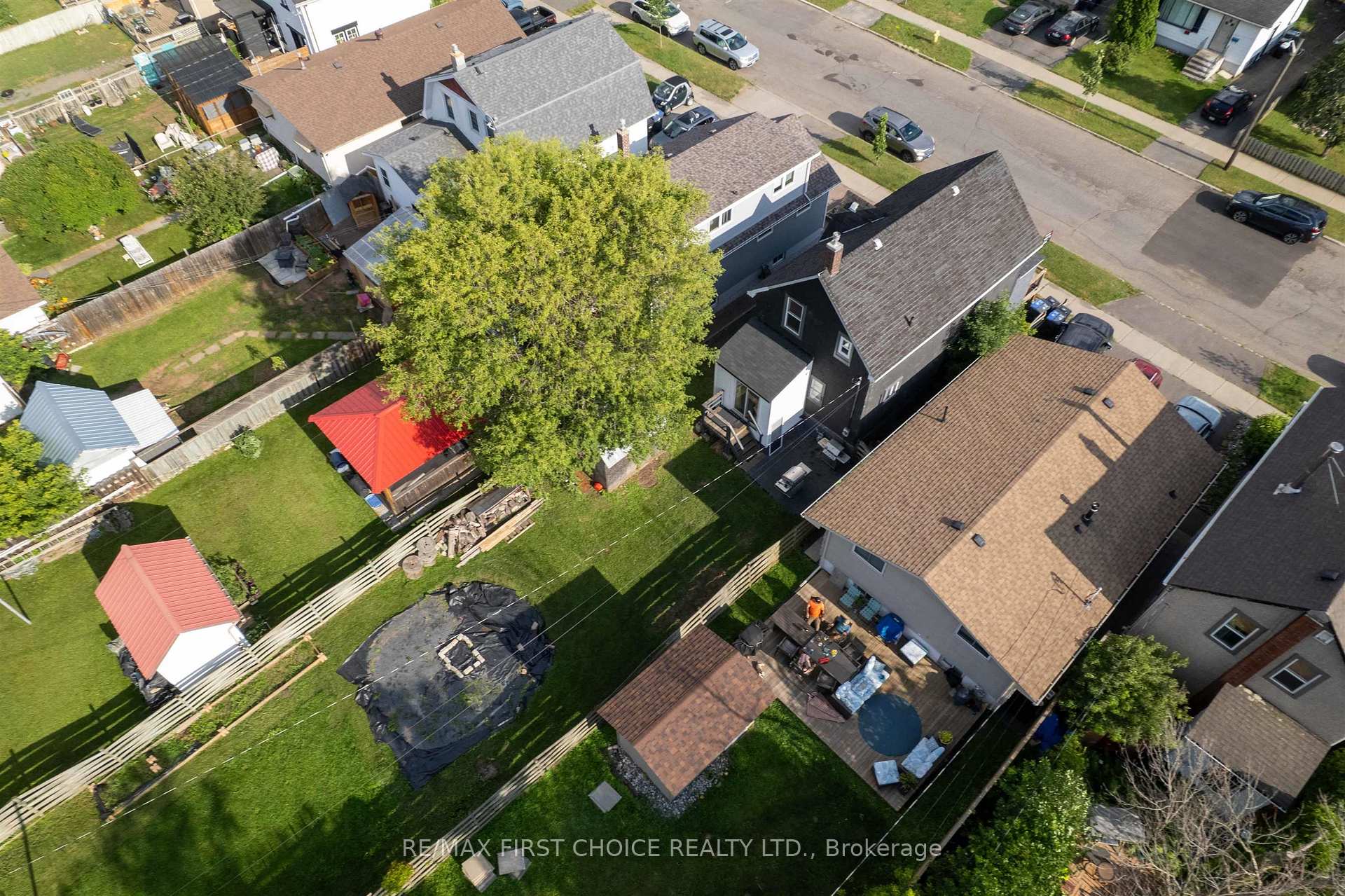 Photo 39 of 513 Christina Street E, Thunder Bay, Westfort — HOMEH