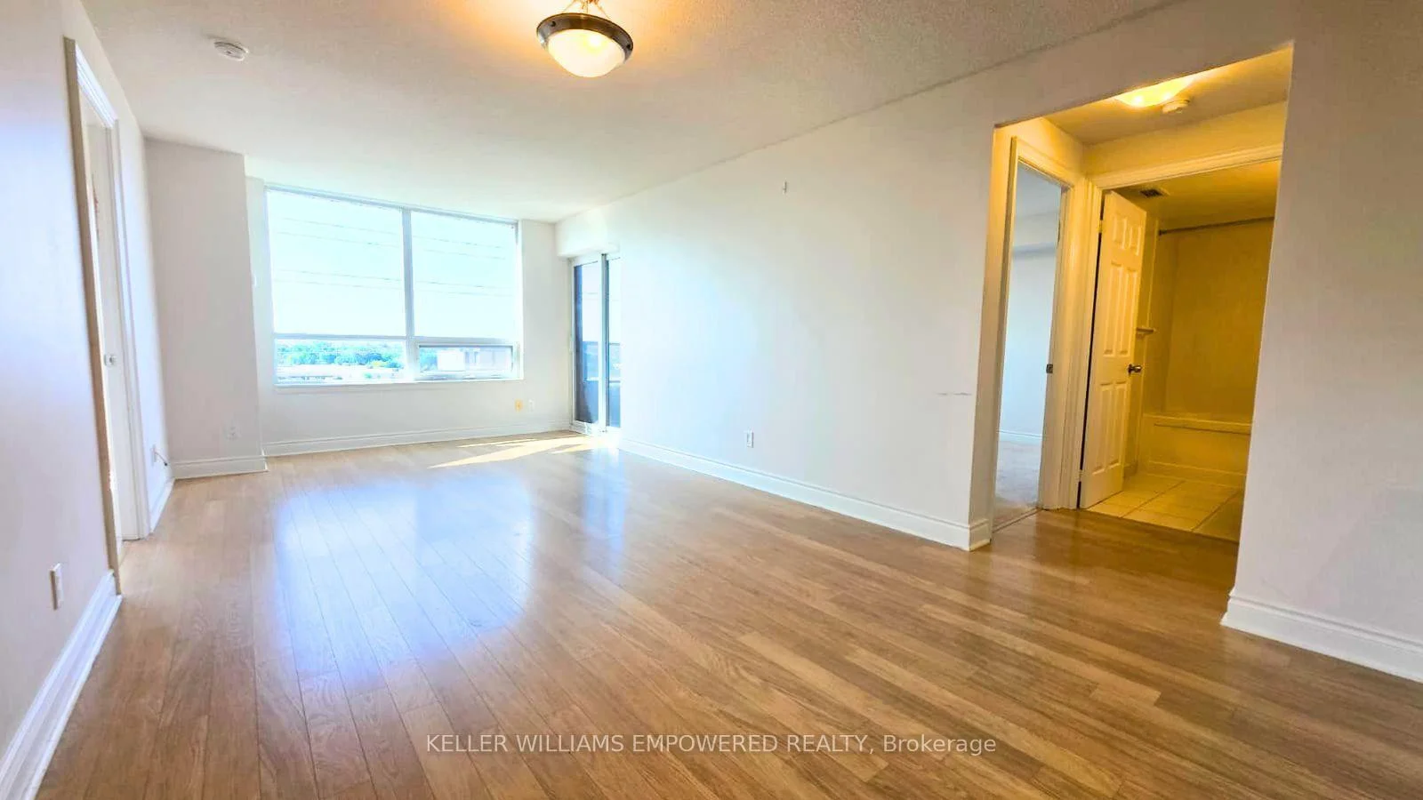 Photo 6 of Unit 872, 23 Cox Boulevard, Markham, Unionville — HOMEH
