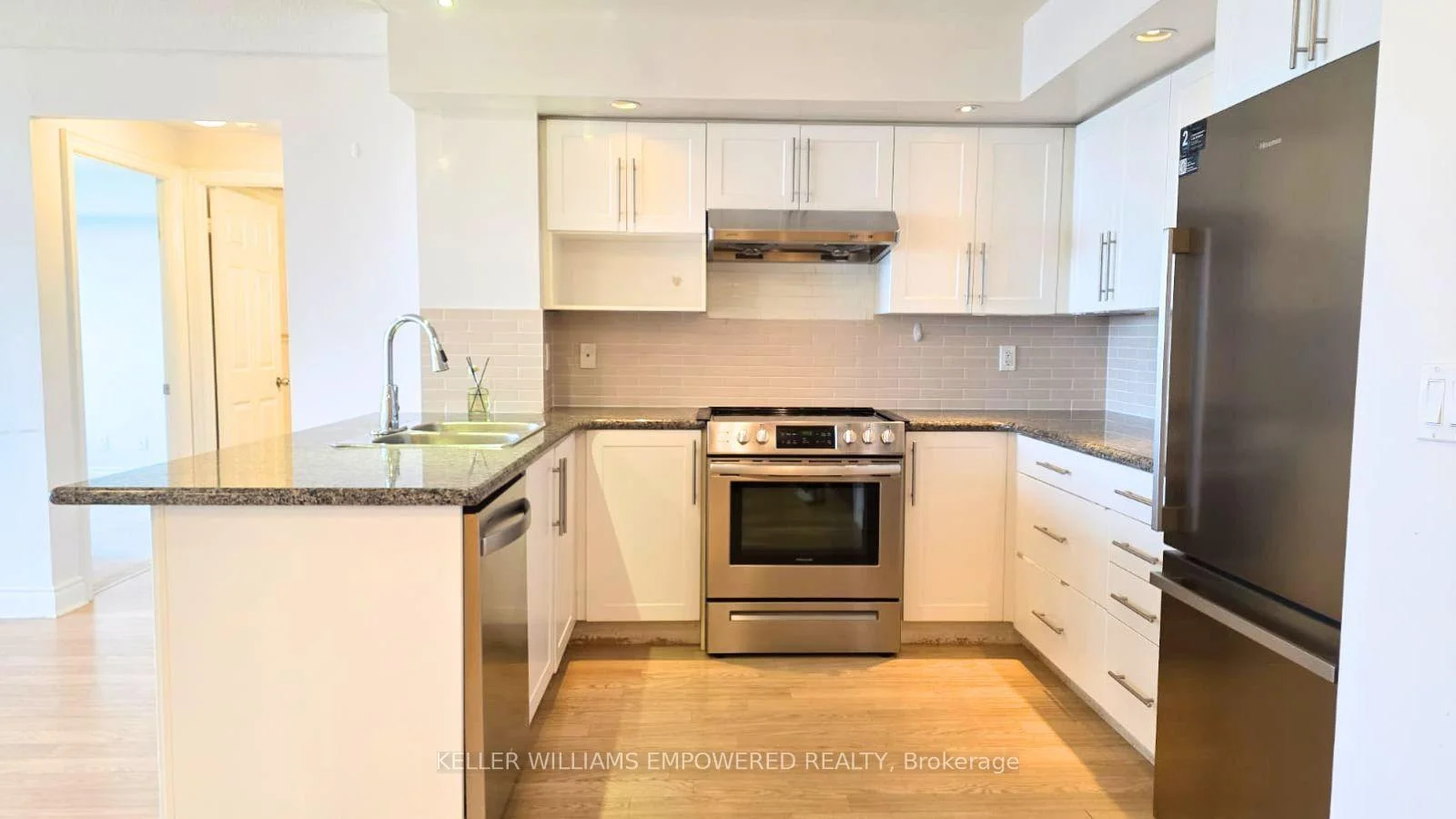 Photo 10 of Unit 872, 23 Cox Boulevard, Markham, Unionville — HOMEH
