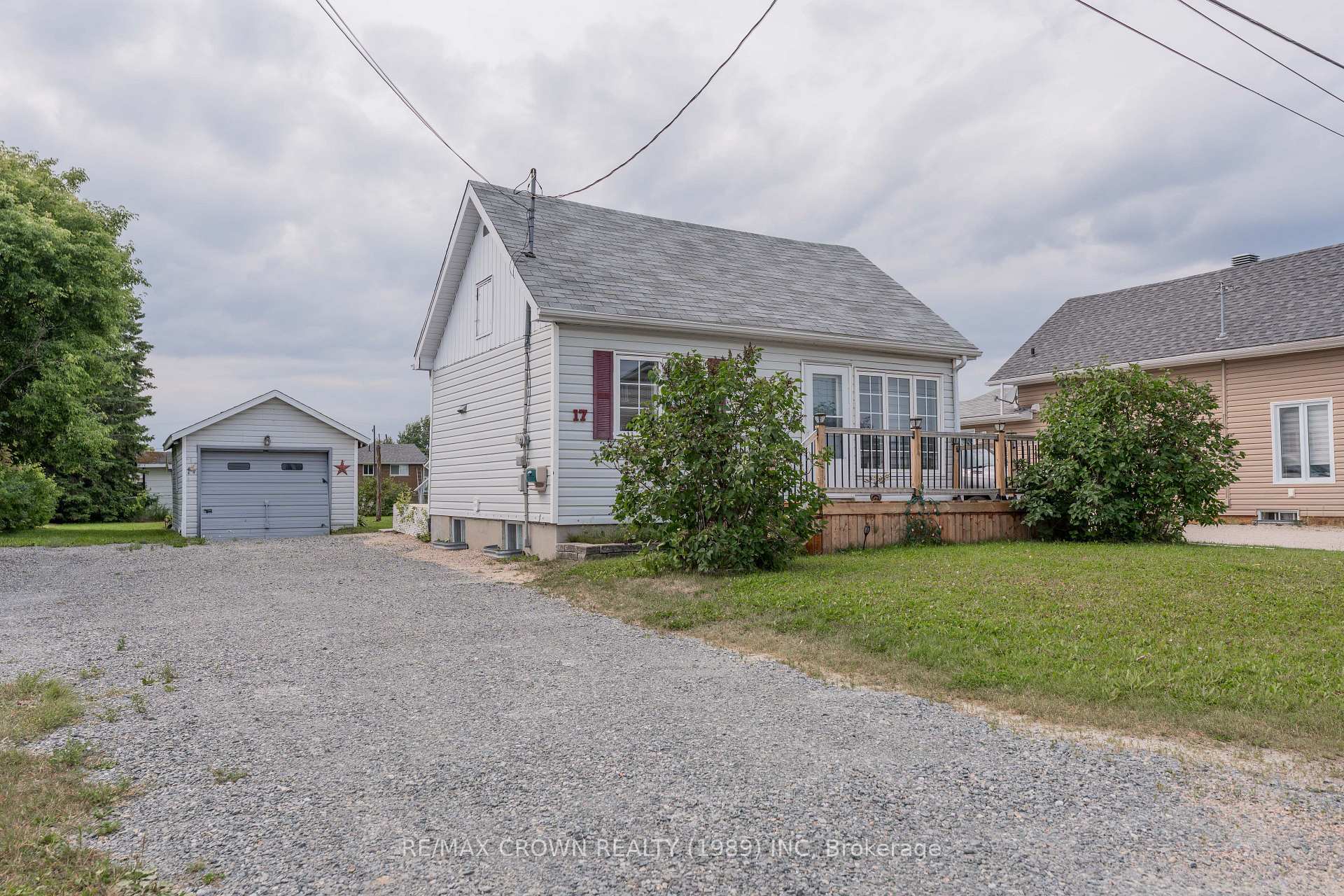Photo 1 of 17 Marquette Crescent, Kapuskasing — HOMEH