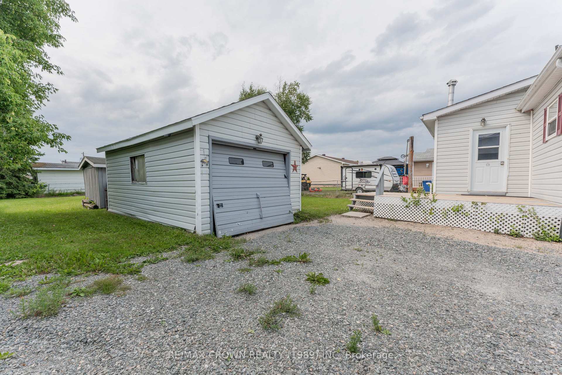 Photo 3 of 17 Marquette Crescent, Kapuskasing — HOMEH