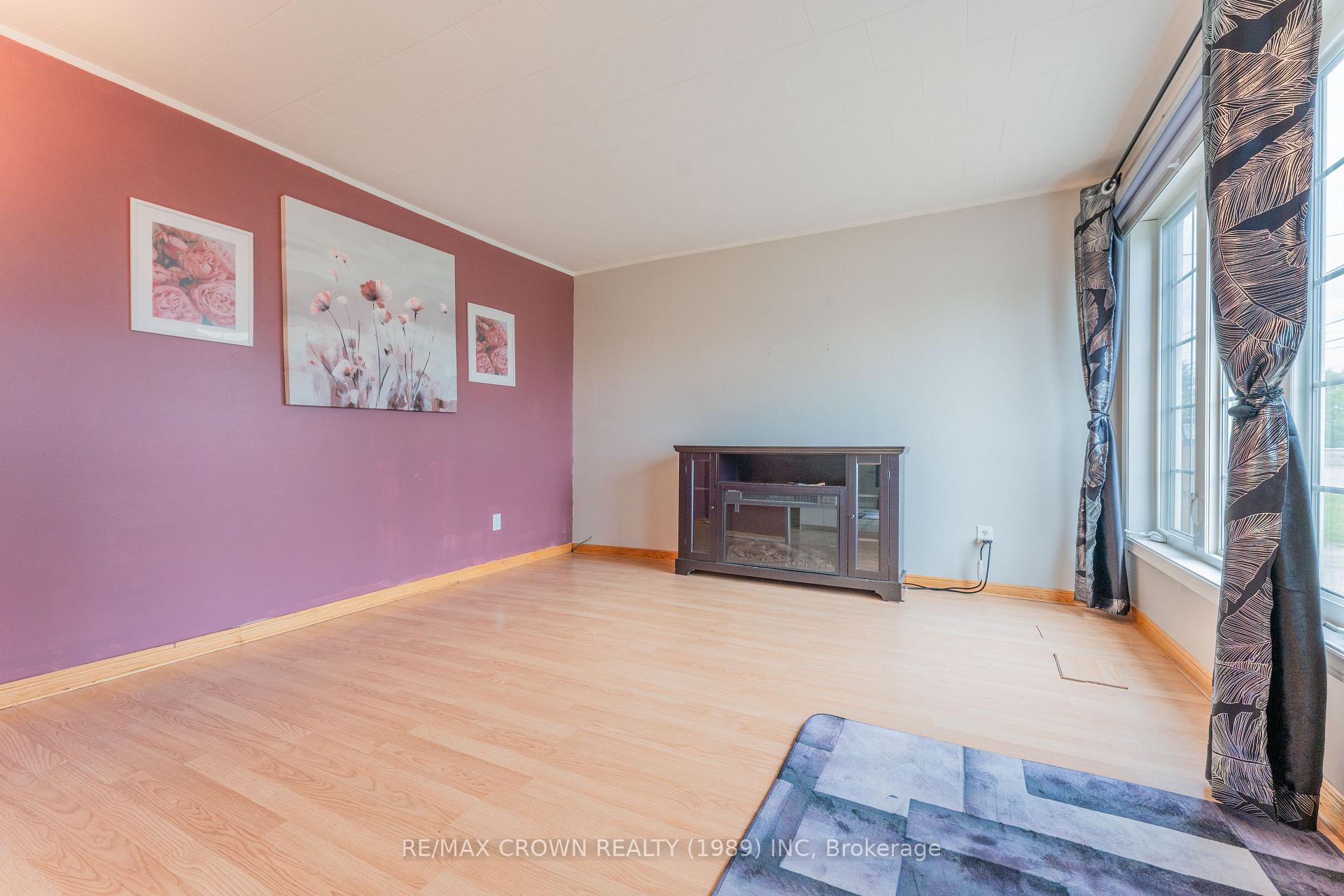 Photo 16 of 17 Marquette Crescent, Kapuskasing — HOMEH