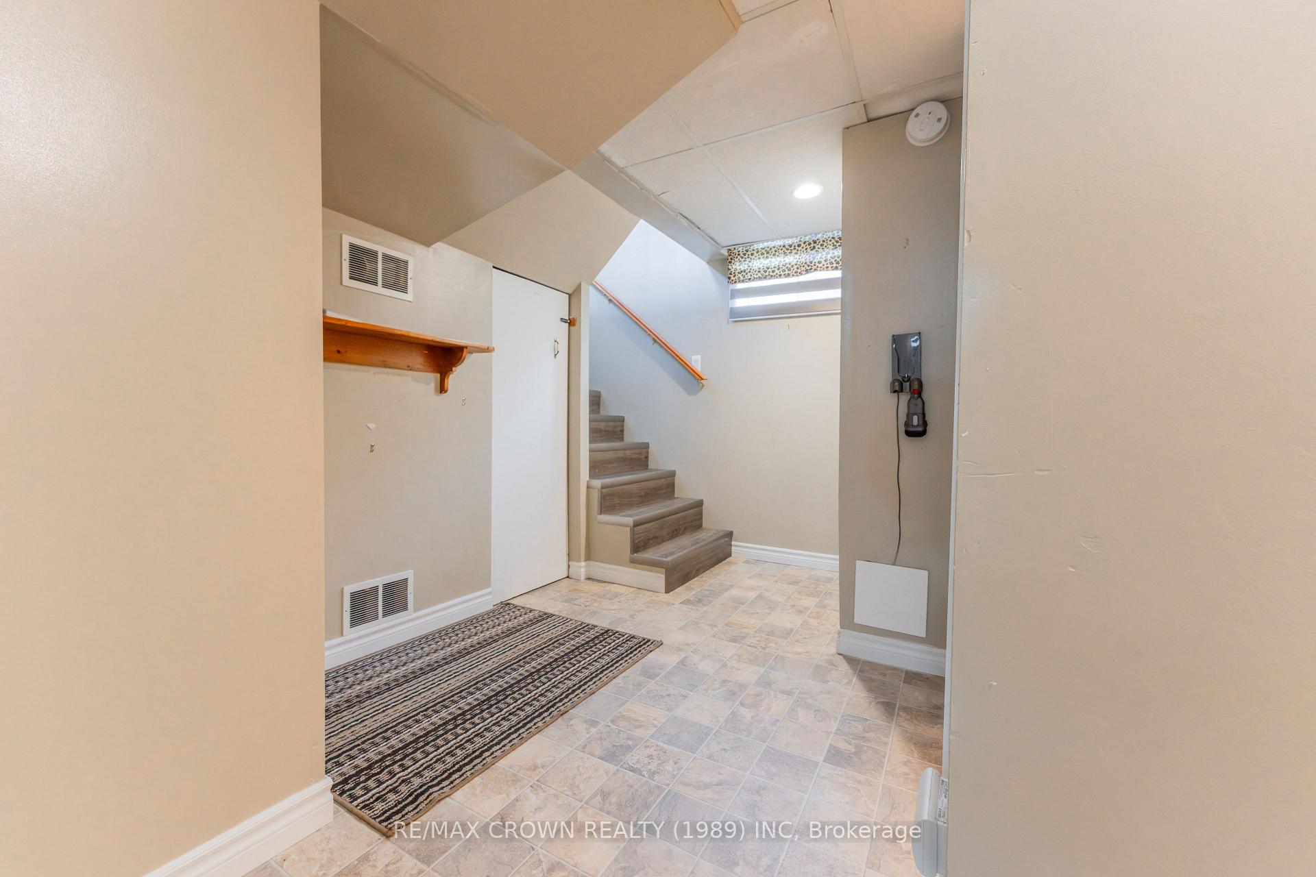 Photo 22 of 17 Marquette Crescent, Kapuskasing — HOMEH