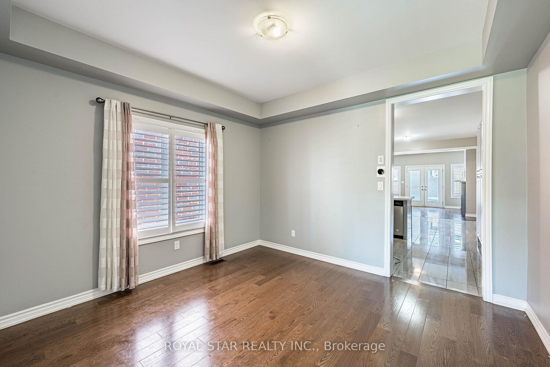 Photo 9 of 249 Fleetwood Drive, Oshawa, Eastdale — HOMEH