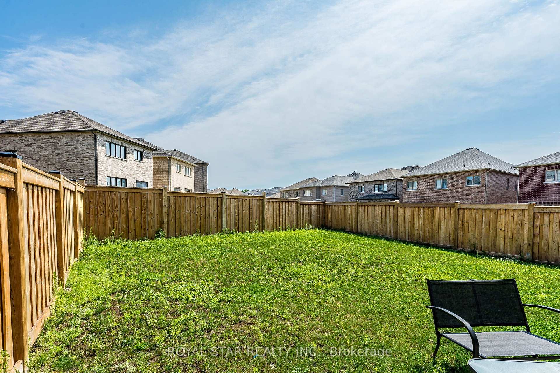 Photo 44 of 249 Fleetwood Drive, Oshawa, Eastdale — HOMEH