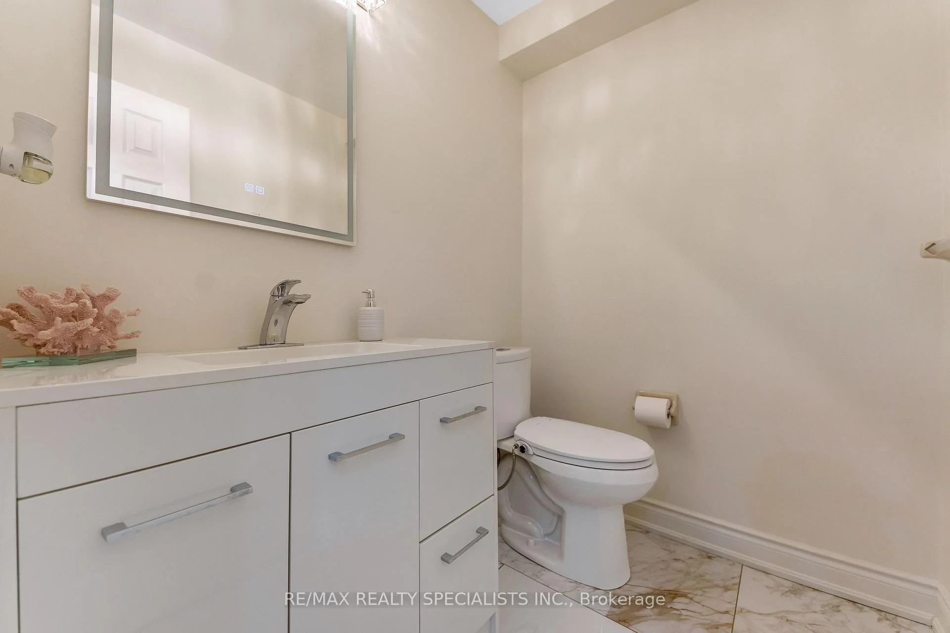 Photo 12 of 63 Blue Spruce Street, Brampton, Sandringham-Wellington — HOMEH
