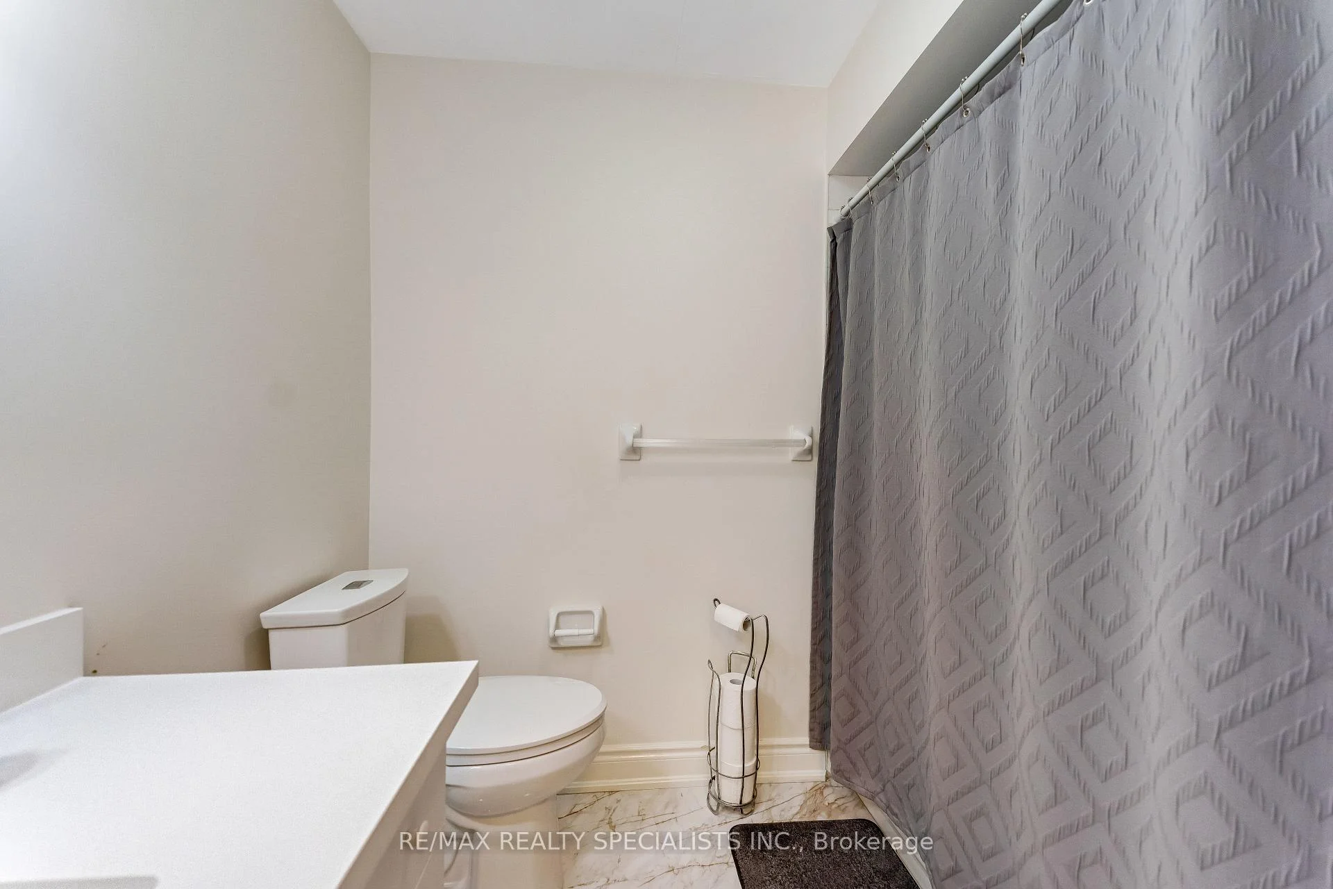 Photo 20 of 63 Blue Spruce Street, Brampton, Sandringham-Wellington — HOMEH